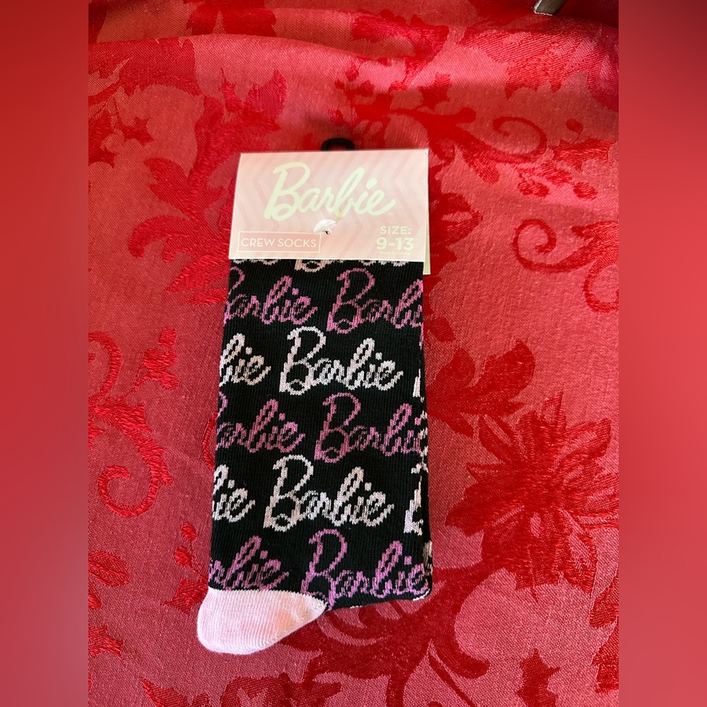 🌵3/$15 Barbie pink crew socks ( see description)